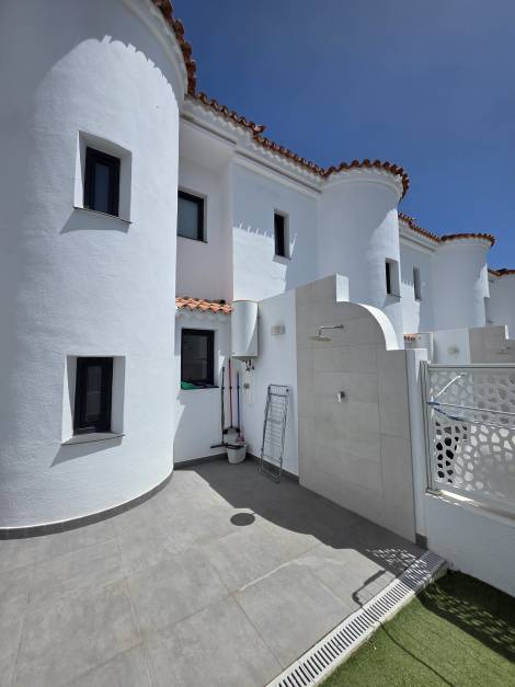 Semi-detached house for sale in  San Miguel de Abona, Spain - TR-2984