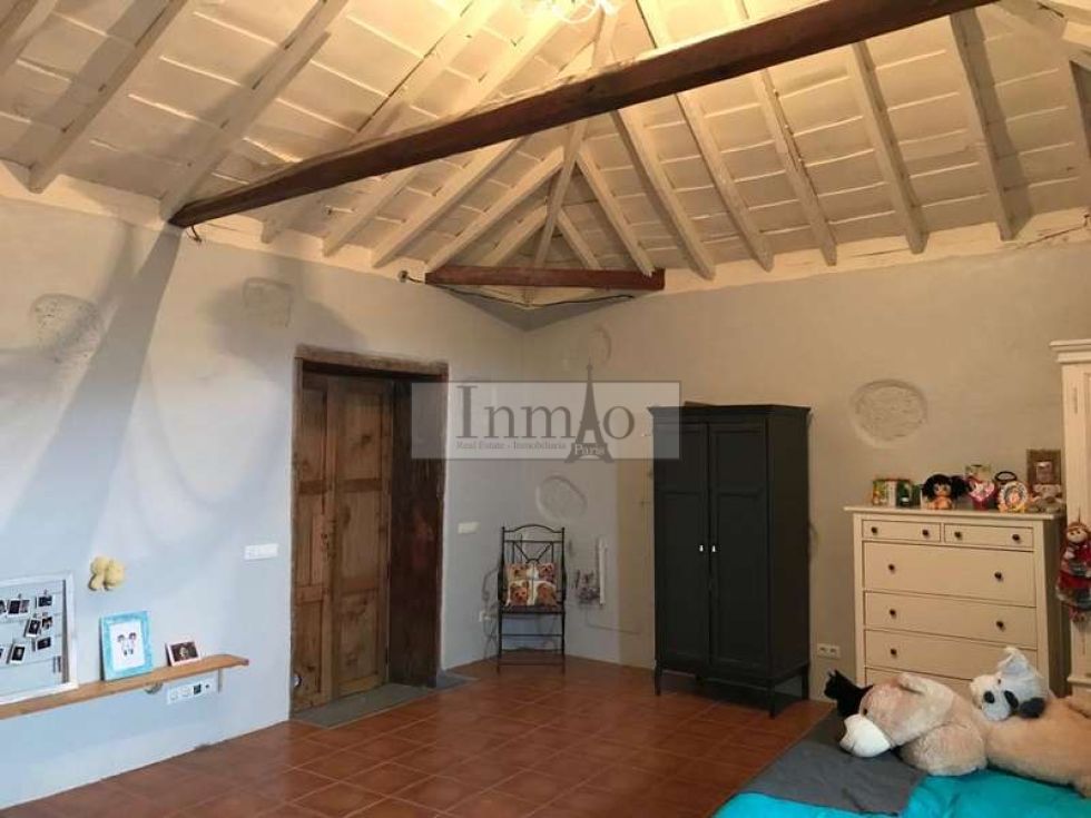 Semi-detached house for sale in  Vilaflor, Spain - 221403