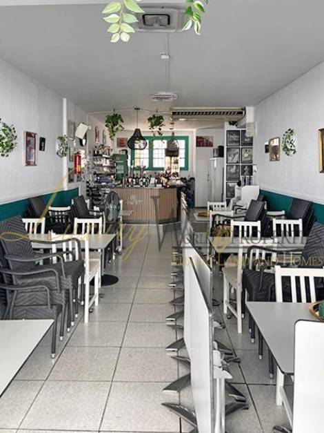 Store for sale in  Arona, Spain - LWP4696L Restaurante en Los Cristianos L