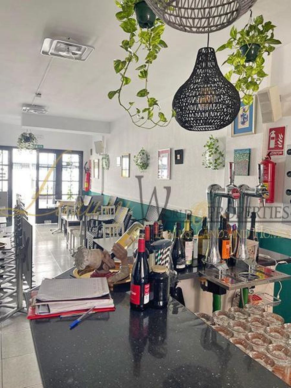 Store for sale in  Arona, Spain - LWP4696L Restaurante en Los Cristianos L