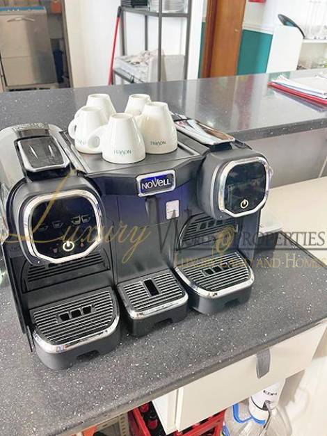 Store for sale in  Arona, Spain - LWP4696L Restaurante en Los Cristianos L