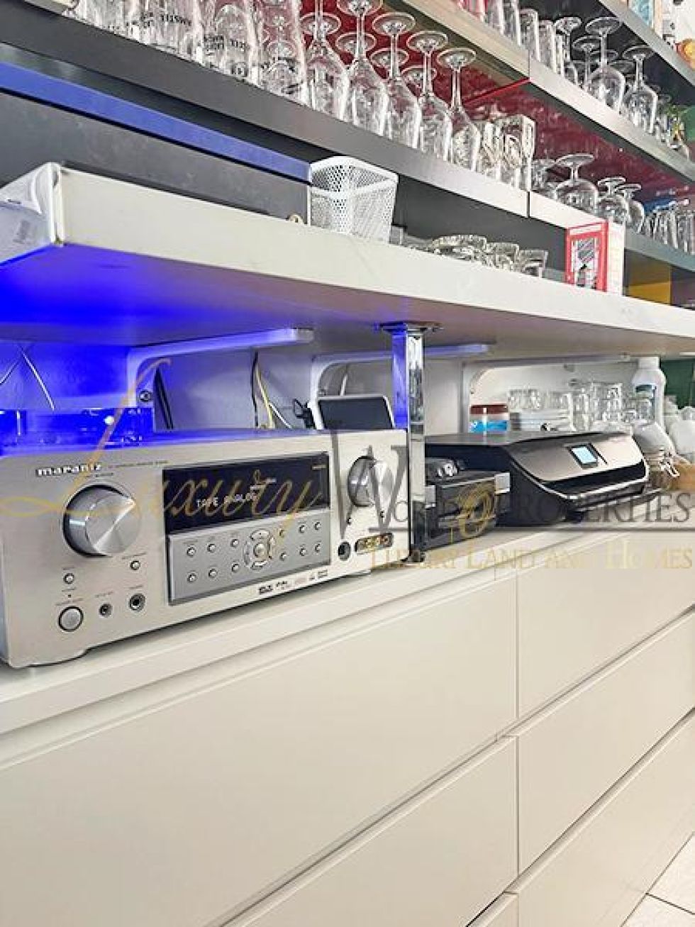 Store for sale in  Arona, Spain - LWP4696L Restaurante en Los Cristianos L