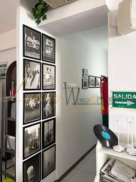 Store for sale in  Arona, Spain - LWP4696L Restaurante en Los Cristianos L