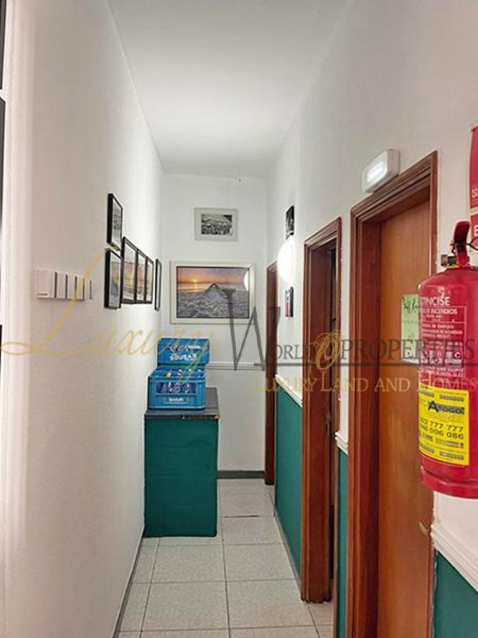 Store for sale in  Arona, Spain - LWP4696L Restaurante en Los Cristianos L