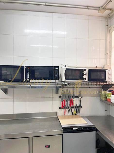 Store for sale in  Arona, Spain - LWP4696L Restaurante en Los Cristianos L