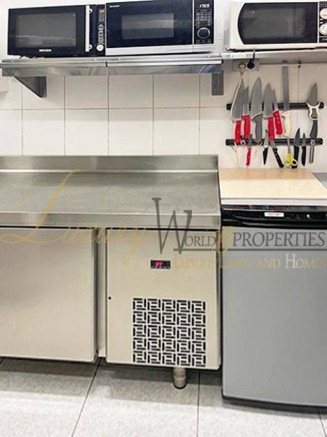 Store for sale in  Arona, Spain - LWP4696L Restaurante en Los Cristianos L