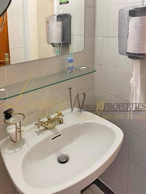 Store for sale in  Arona, Spain - LWP4696L Restaurante en Los Cristianos L