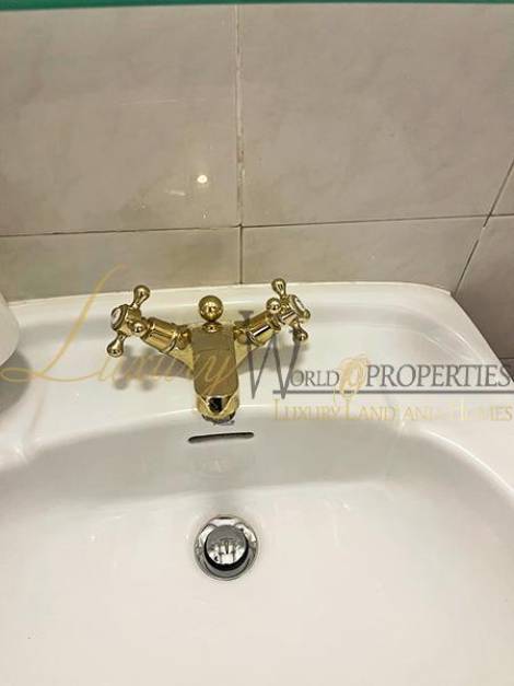 Store for sale in  Arona, Spain - LWP4696L Restaurante en Los Cristianos L