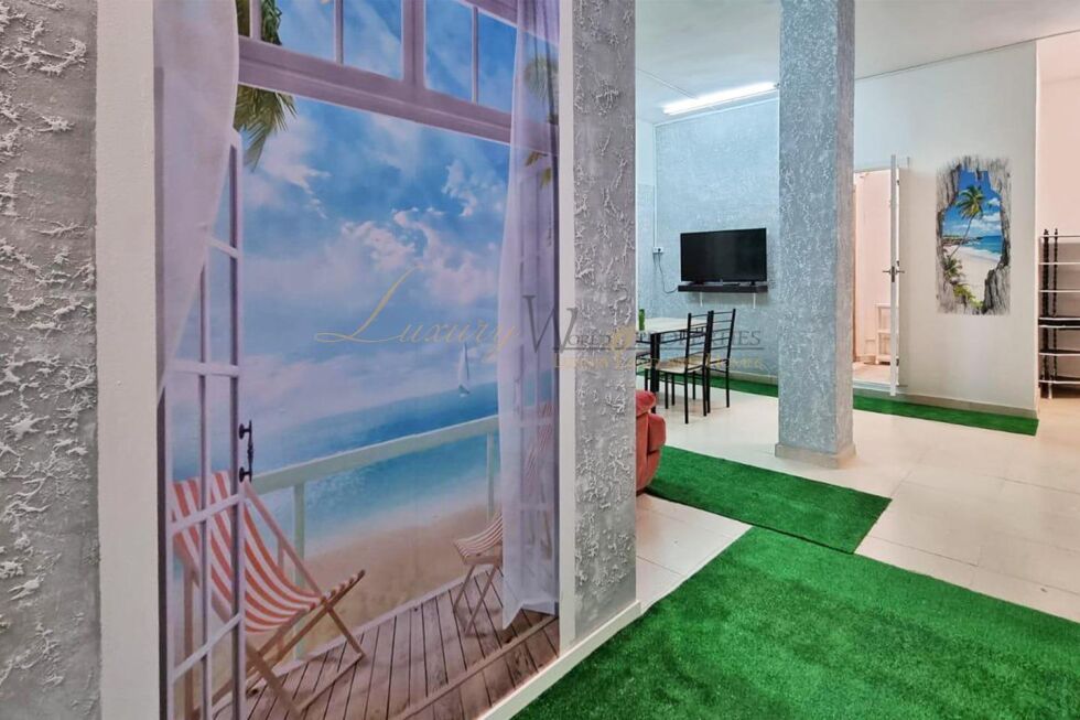 Store for sale in  Arona, Spain - LWP7045 Apartment en Los Cristianos