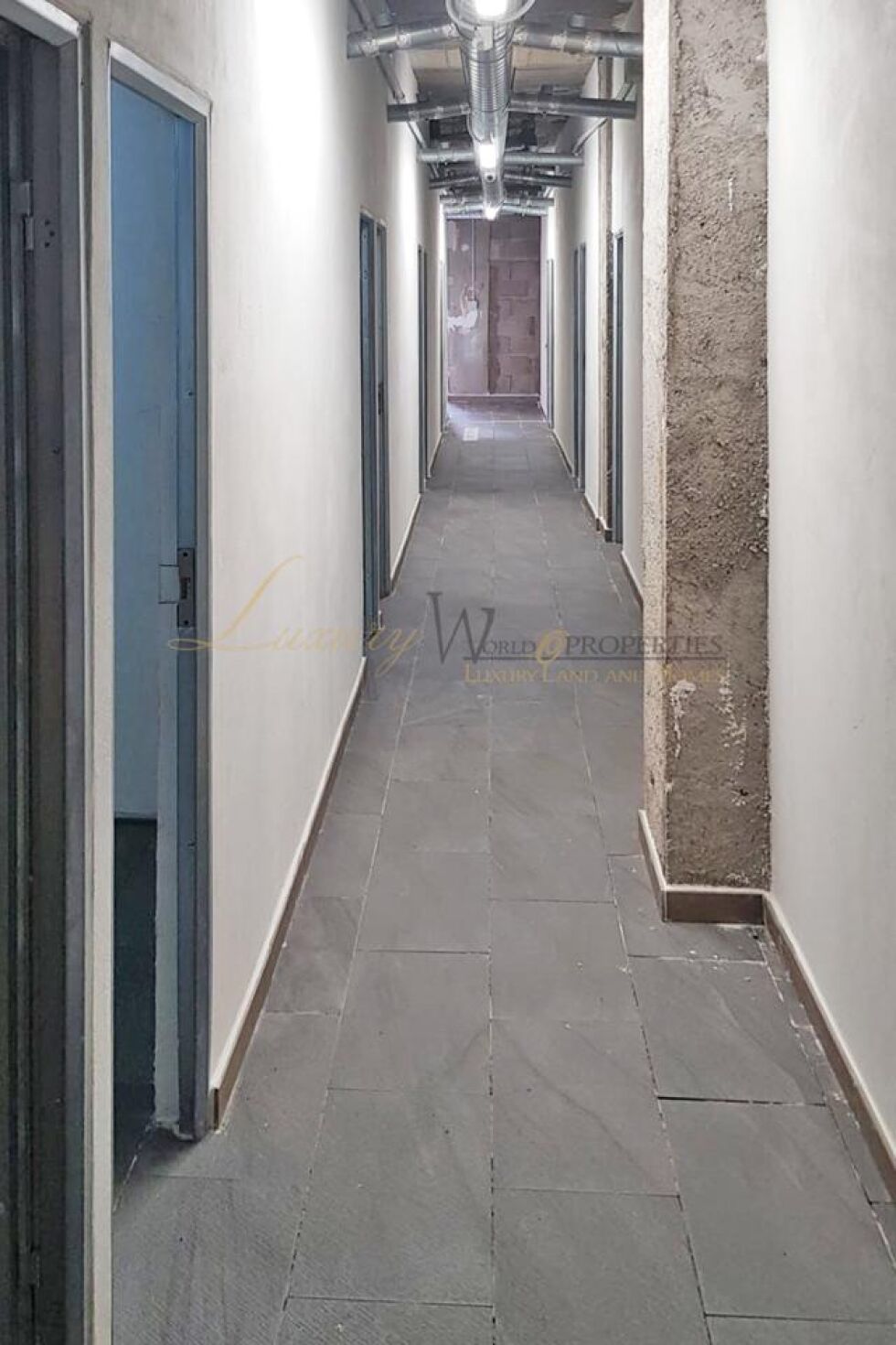 Store for sale in  Arona, Spain - LWP7046 Trasteros en Los Cristianos