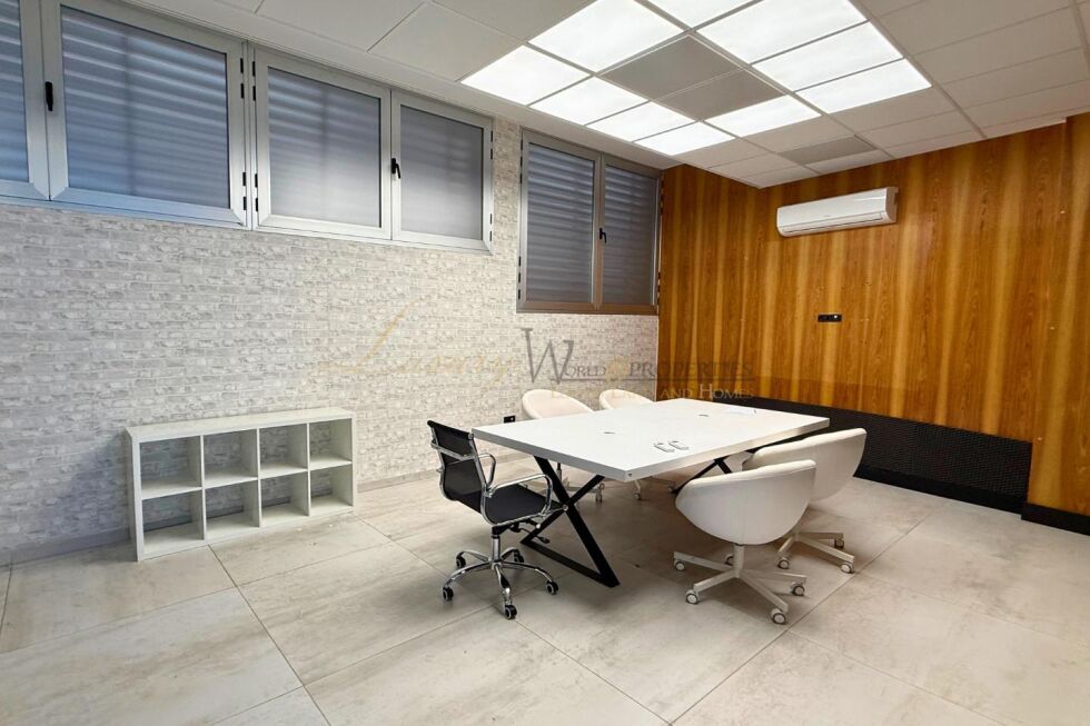 Store for sale in  Arona, Spain - LWP7111L Local en Valle San Lorenzo