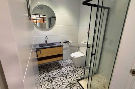 Store for sale in  Arona, Spain - LWP7111L Local en Valle San Lorenzo