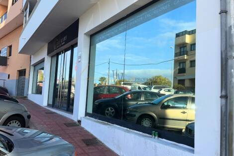 Store for sale in  Arona, Spain - LWP7111L Local en Valle San Lorenzo