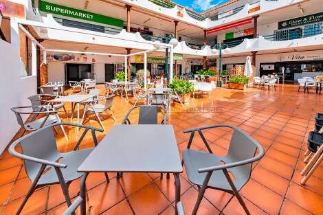 Store for sale in  Arona, Spain - LWP7144 Traspaso Local-Costa de Silencio