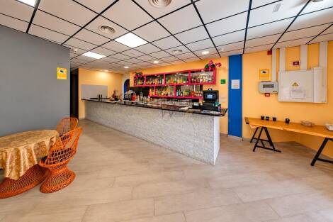 Store for sale in  Arona, Spain - LWP7144 Traspaso Local-Costa de Silencio