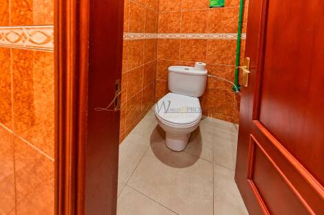 Store for sale in  Arona, Spain - LWP7144 Traspaso Local-Costa de Silencio