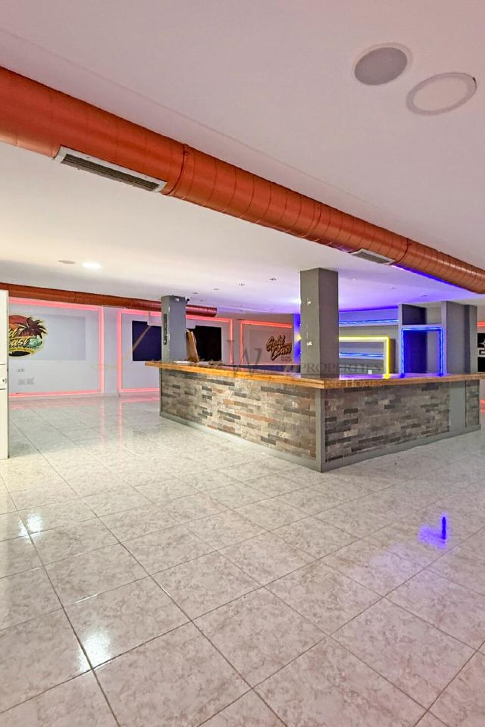 Store for sale in  Costa Adeje, Spain - LWP7127 Local - El Beril - La Caleta