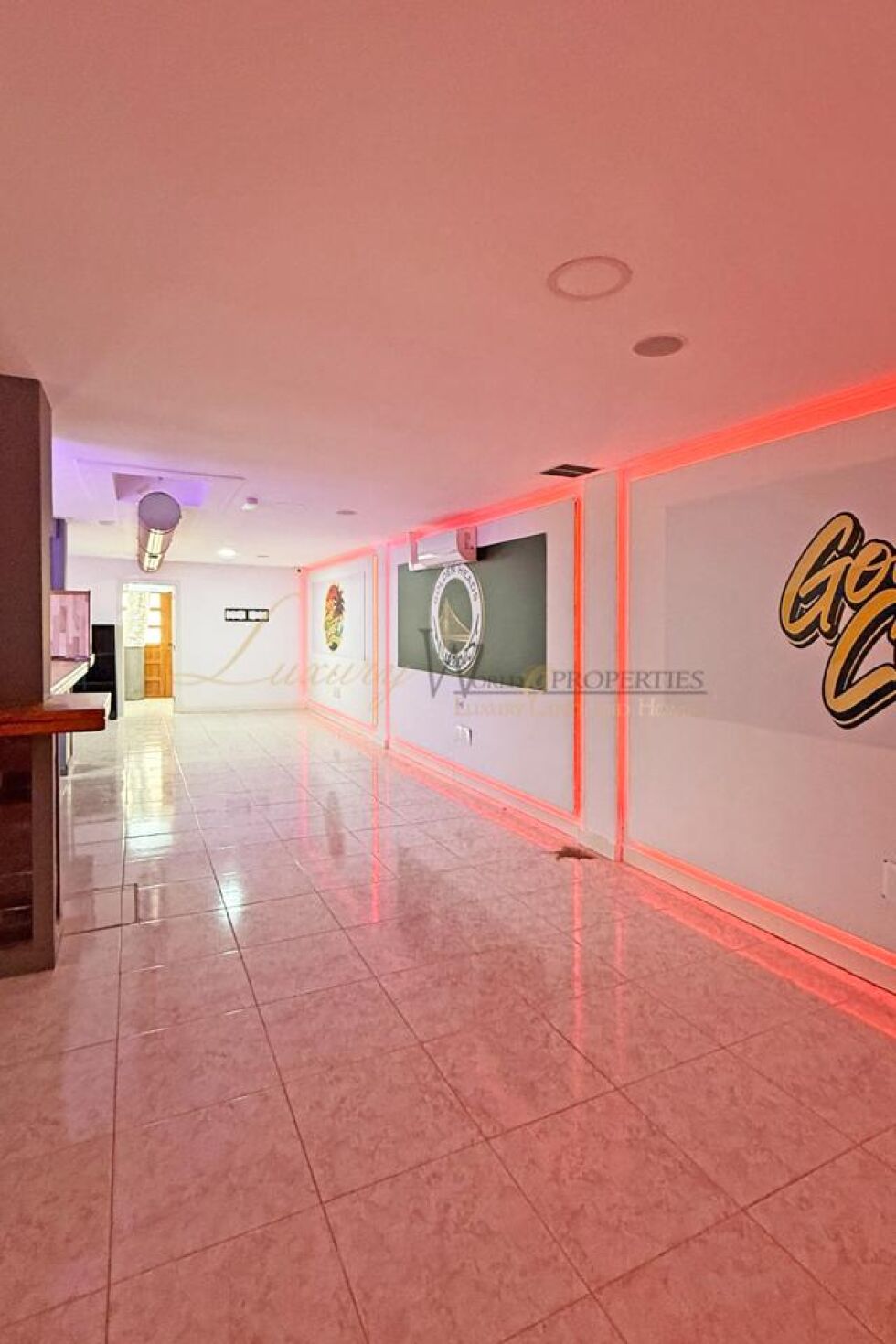 Store for sale in  Costa Adeje, Spain - LWP7127 Local - El Beril - La Caleta