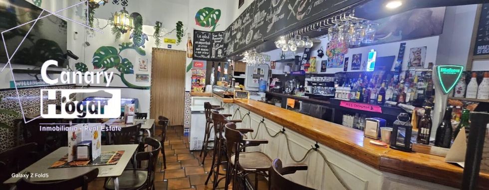 Store for sale in  Santa Cruz de Tenerife, Spain - 057031