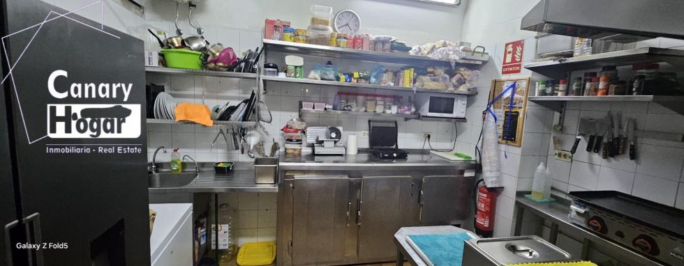 Store for sale in  Santa Cruz de Tenerife, Spain - 057031
