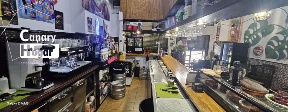 Store for sale in  Santa Cruz de Tenerife, Spain - 057031