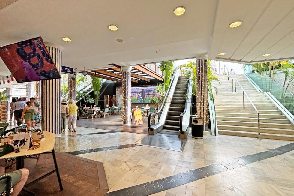 Store for sale in  Playa de las Américas, Spain - LWP7070L Parque Santiago 3 -Las Americas