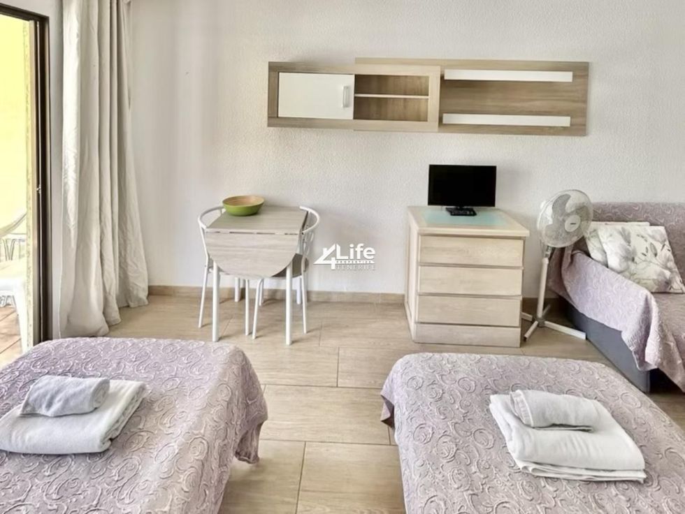 Studio for sale in  Arona, Spain - MT-2702251