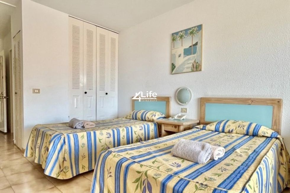 Studio for sale in  Los Cristianos, Spain - MT-2202251