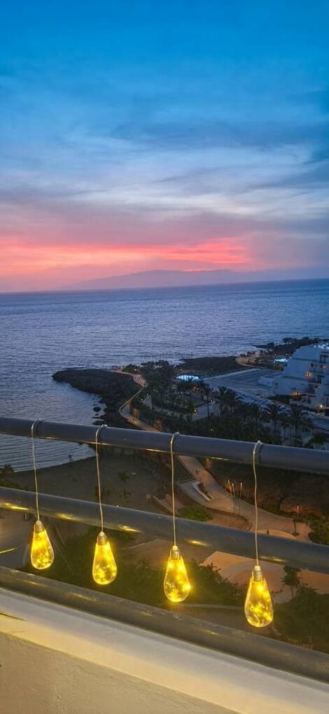 Studio for sale in  Paraiso del Sur, Adeje, Espana - tr-3075
