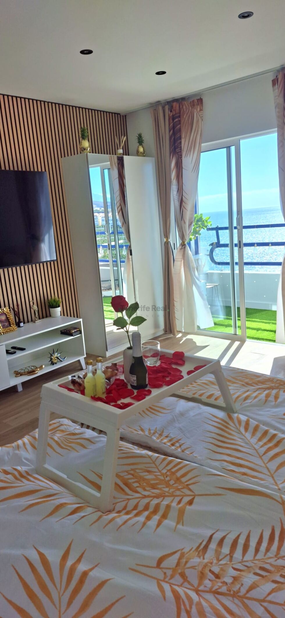 Studio for sale in  Paraiso del Sur, Adeje, Espana - tr-3075