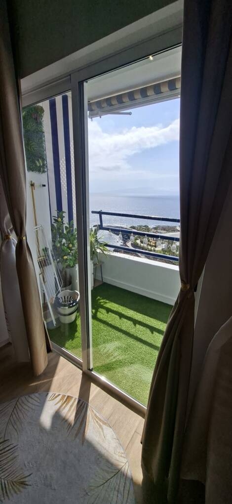 Studio for sale in  Paraiso del Sur, Adeje, Espana - tr-3075