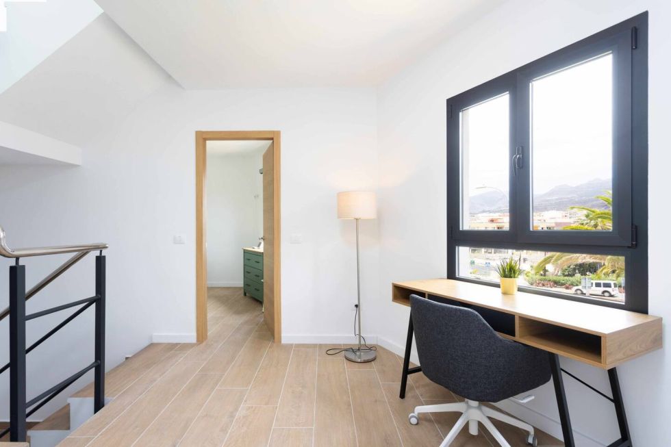 Townhouse for sale in  Alcala, Alcalá, Spanyolország - TRC-2625