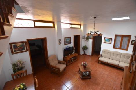 Townhouse for sale in  Chío, Spain - 041691