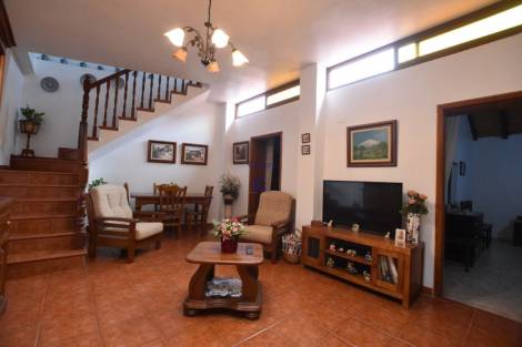 Townhouse for sale in  Chío, Spain - 041691