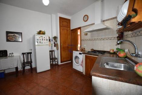 Townhouse for sale in  Chío, Spain - 041691