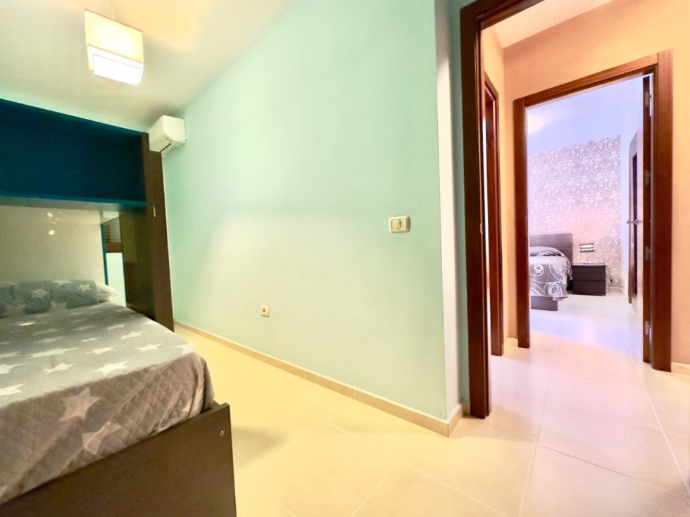 Townhouse for sale in  Cho, Španielsko - TRC-2529