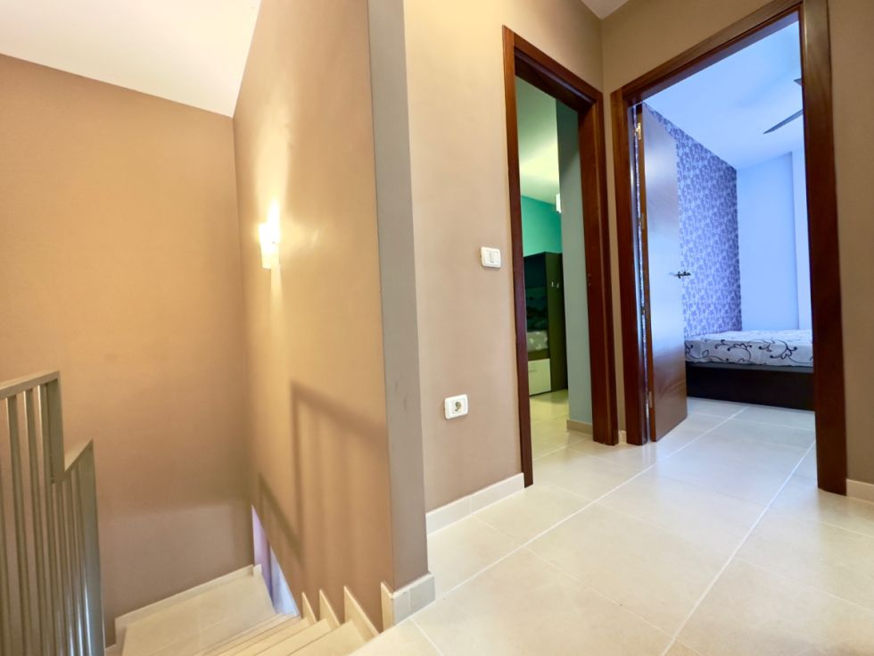 Townhouse for sale in  Cho, Španielsko - TRC-2529
