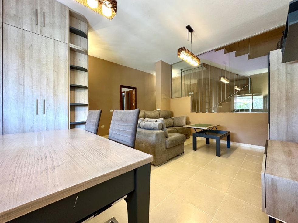 Townhouse for sale in  Cho, Španielsko - TRC-2529