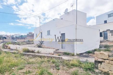 Townhouse for sale in  Granadilla, Spain - LWP4907 Casa en El Salto
