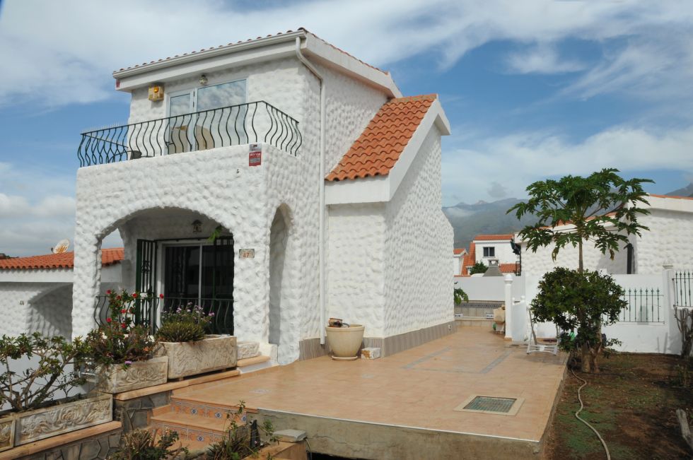 Independent house for sale in  Playa de la Américas, Spain