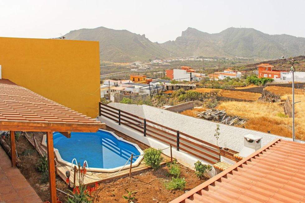 Townhouse for sale in  Santiago del Teide, Spain - LWP5028 Casa en Las Manchas