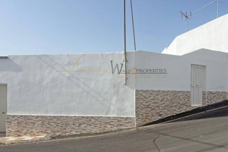 Townhouse for sale in  Santiago del Teide, Spain - LWP5028 Casa en Las Manchas