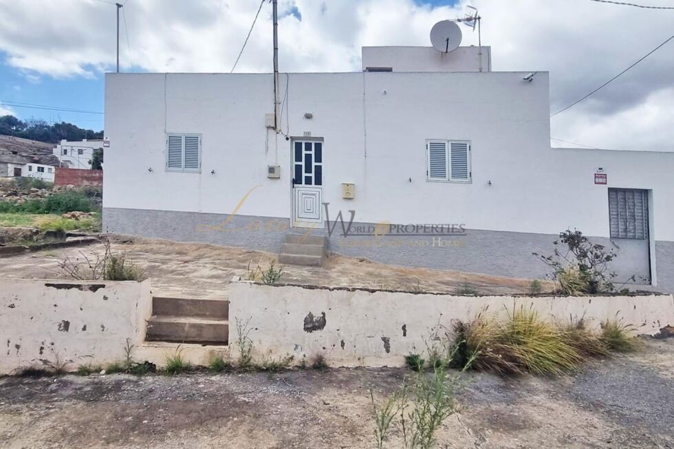Townhouse for sale in  El Salto, Spain - LWP7077 Casa en El Salto