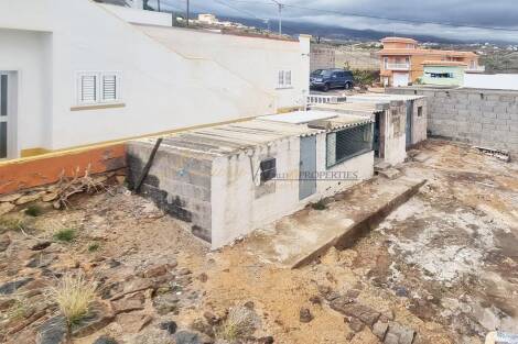 Townhouse for sale in  El Salto, Spain - LWP7077 Casa en El Salto