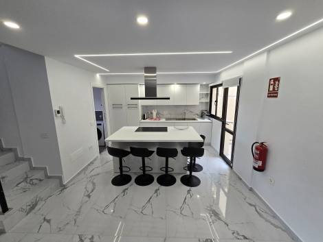 Townhouse for sale in  Alondras 1, Fañabé, Spain - TR-2751