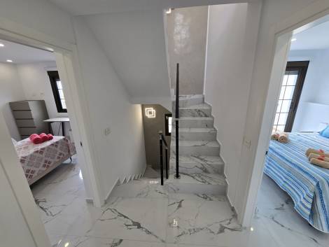 Townhouse for sale in  Alondras 1, Fañabé, Spain - TR-2751