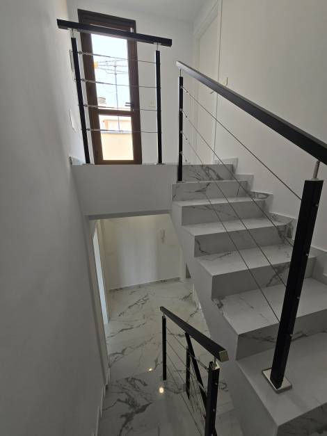 Townhouse for sale in  Alondras 1, Fañabé, Spain - TR-2751