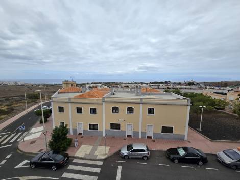 Townhouse for sale in  Alondras 1, Fañabé, Spain - TR-2751