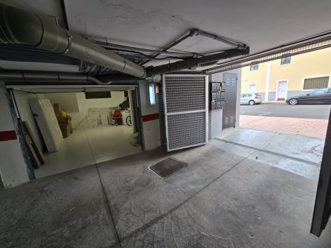 Townhouse for sale in  Alondras 1, Fañabé, Spain - TR-2751