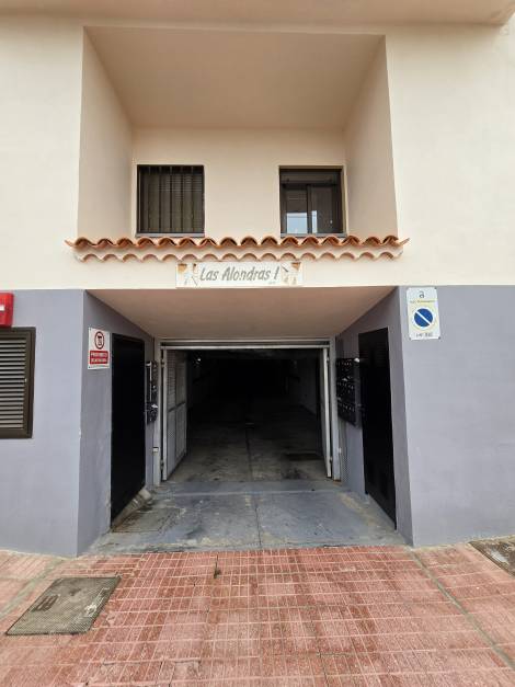 Townhouse for sale in  Alondras 1, Fañabé, Spain - TR-2751